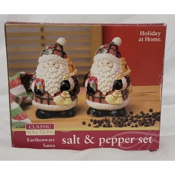 Jay Import Other - Christmas Santa Salt and‎ Pepper Shakers Classic Solutions Jay Import 4"